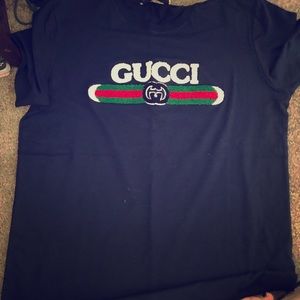 Men’s Gucci shirt
